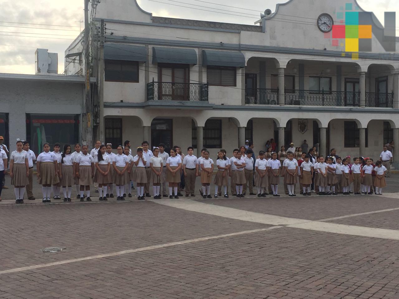 Celebran natalicio de Miguel Hidalgo y Costilla en Tierra Blanca MÁSNOTICIAS