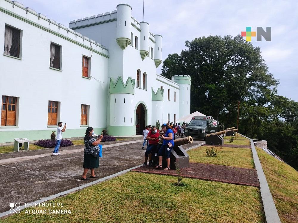 Excelente paseo familiar en cuartel militar de Martínez de la Torre