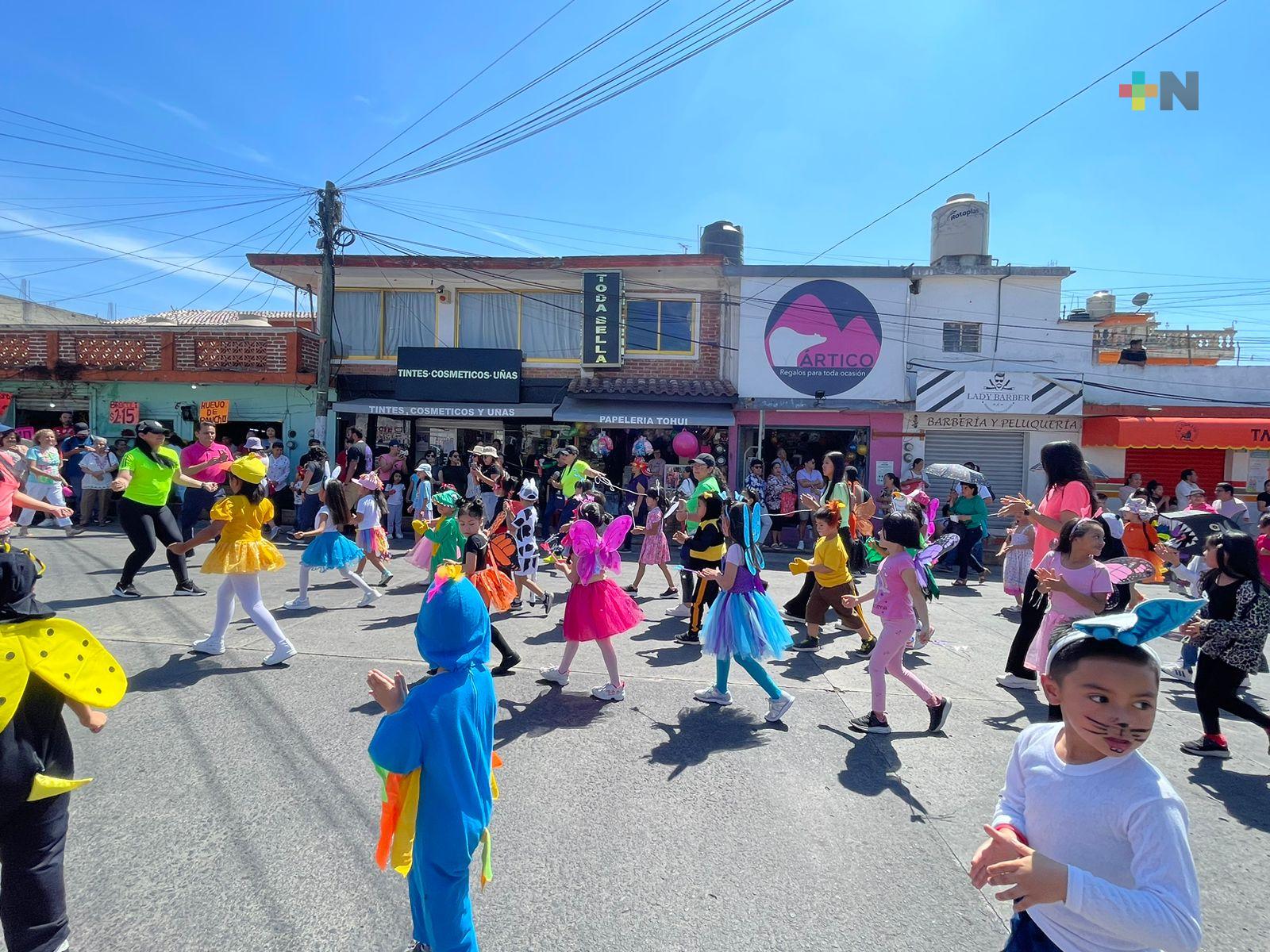 Realizan desfile de Expo Feria Banderilla 2024 MÁSNOTICIAS